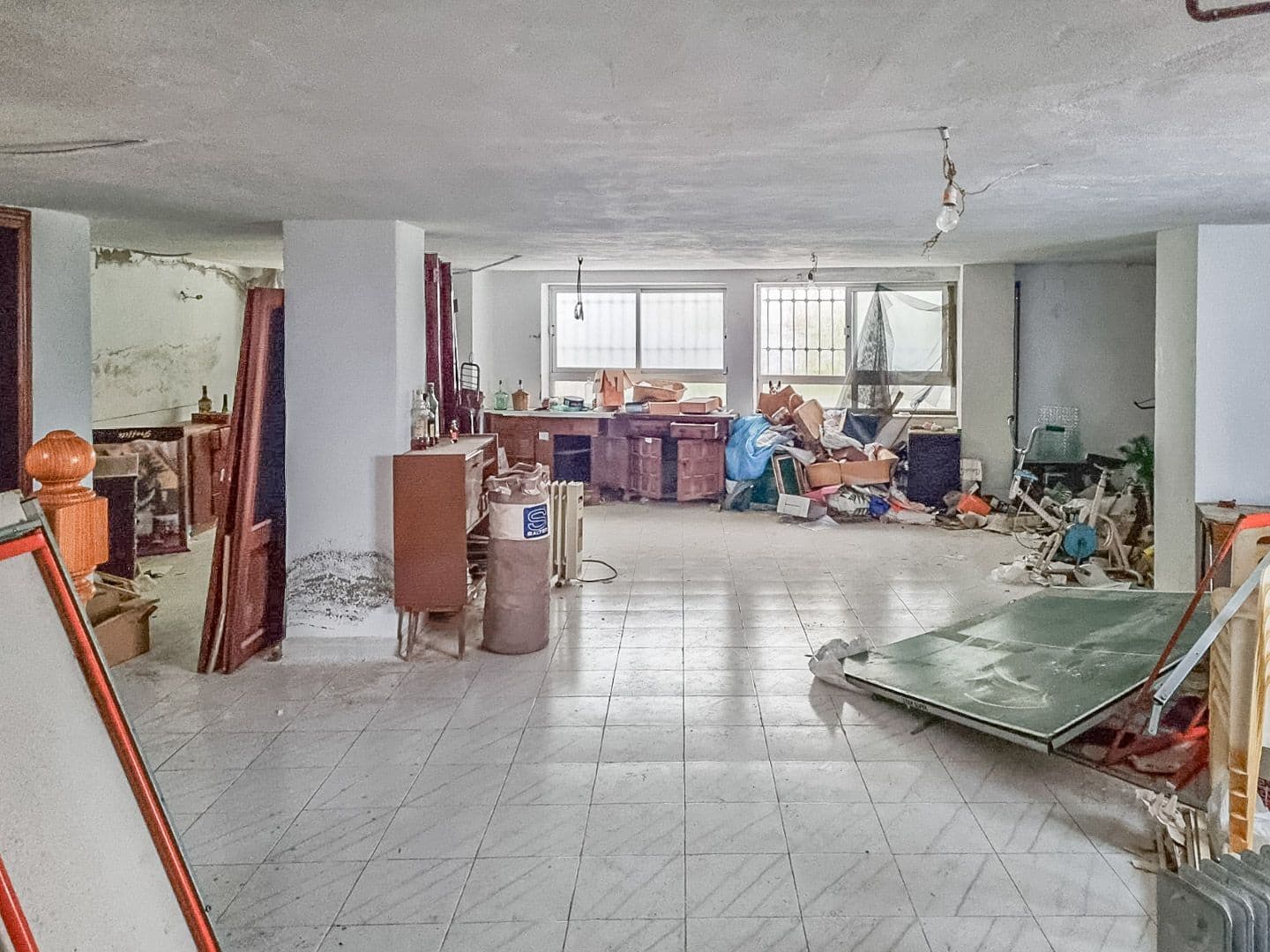 9 slaapkamer Huis te koop in Benissa met garage - € 330.000 (Ref: 9484570)