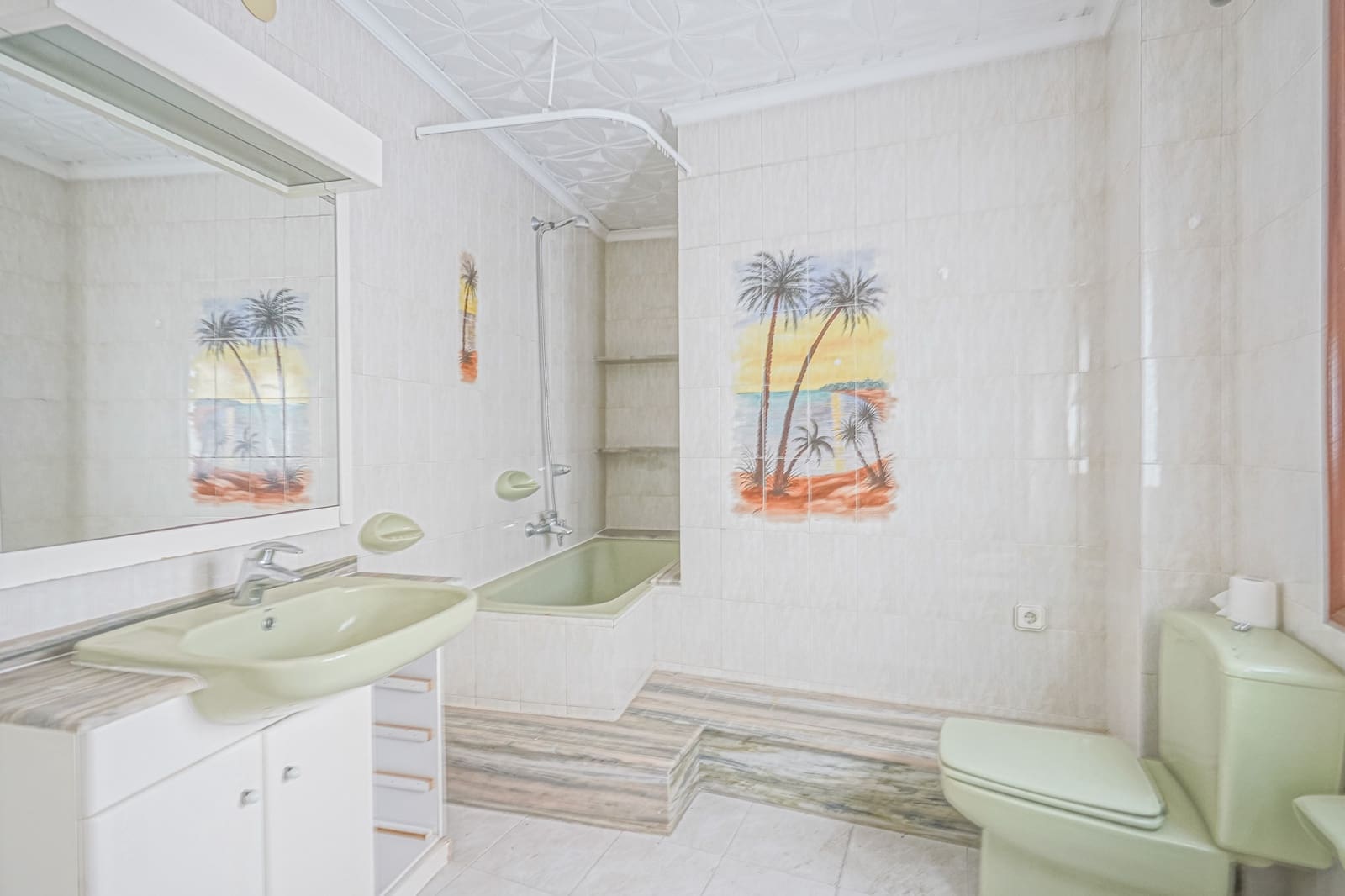 9 slaapkamer Huis te koop in Benissa met garage - € 330.000 (Ref: 9484570)