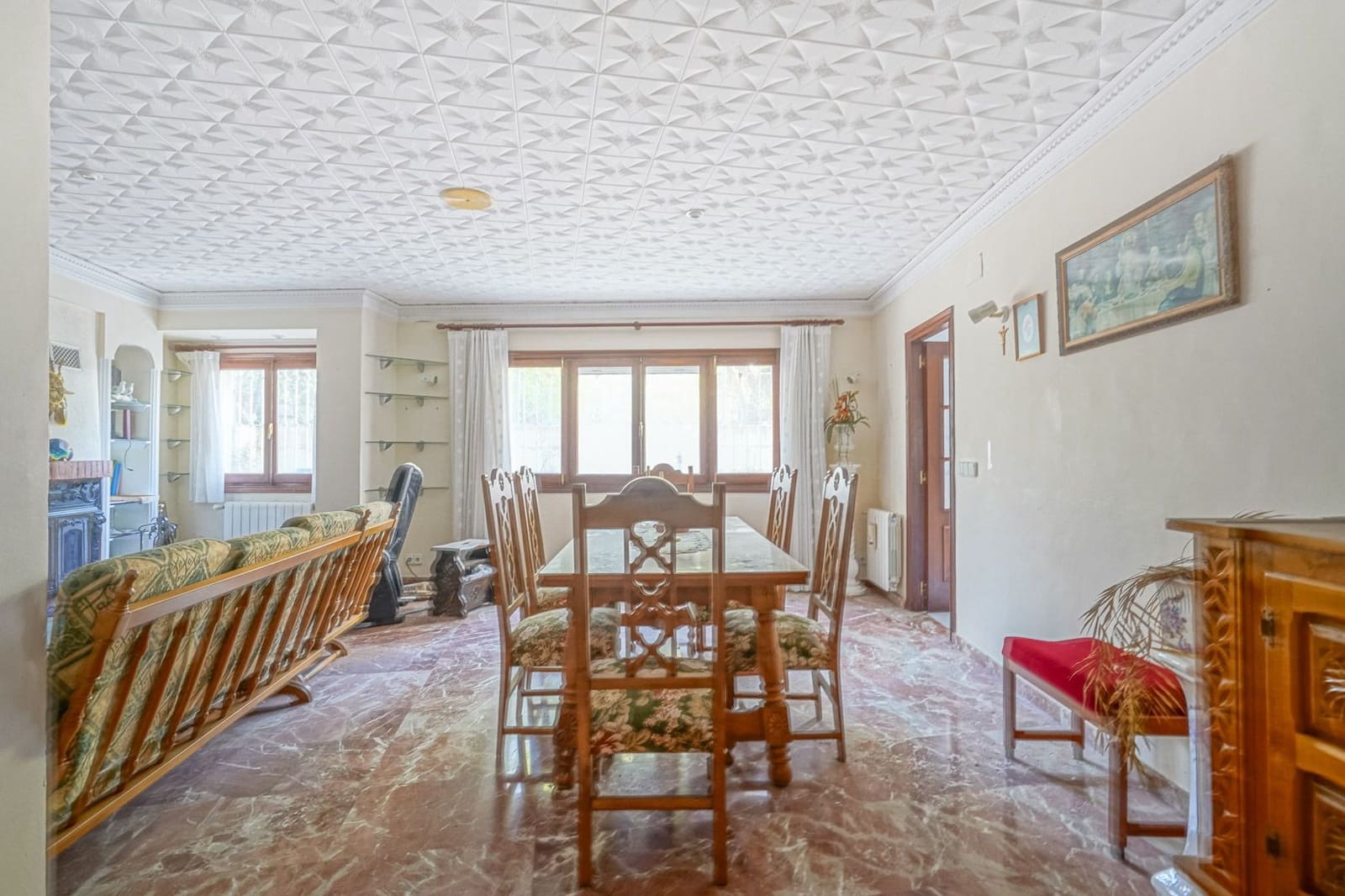 9 slaapkamer Huis te koop in Benissa met garage - € 330.000 (Ref: 9484570)