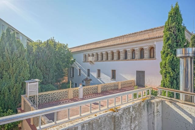 9 slaapkamer Huis te koop in Benissa met garage - € 330.000 (Ref: 9484570)