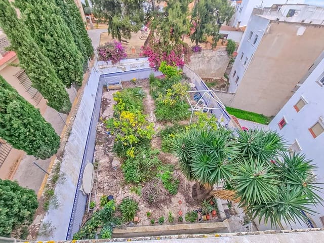 9 slaapkamer Huis te koop in Benissa met garage - € 330.000 (Ref: 9484570)