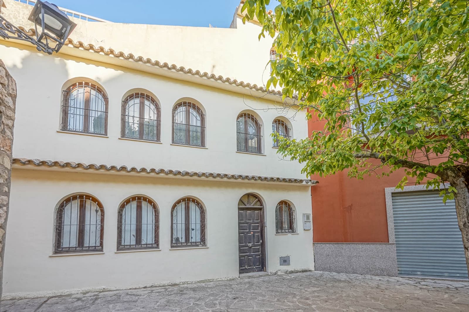 9 slaapkamer Huis te koop in Benissa met garage - € 330.000 (Ref: 9484570)