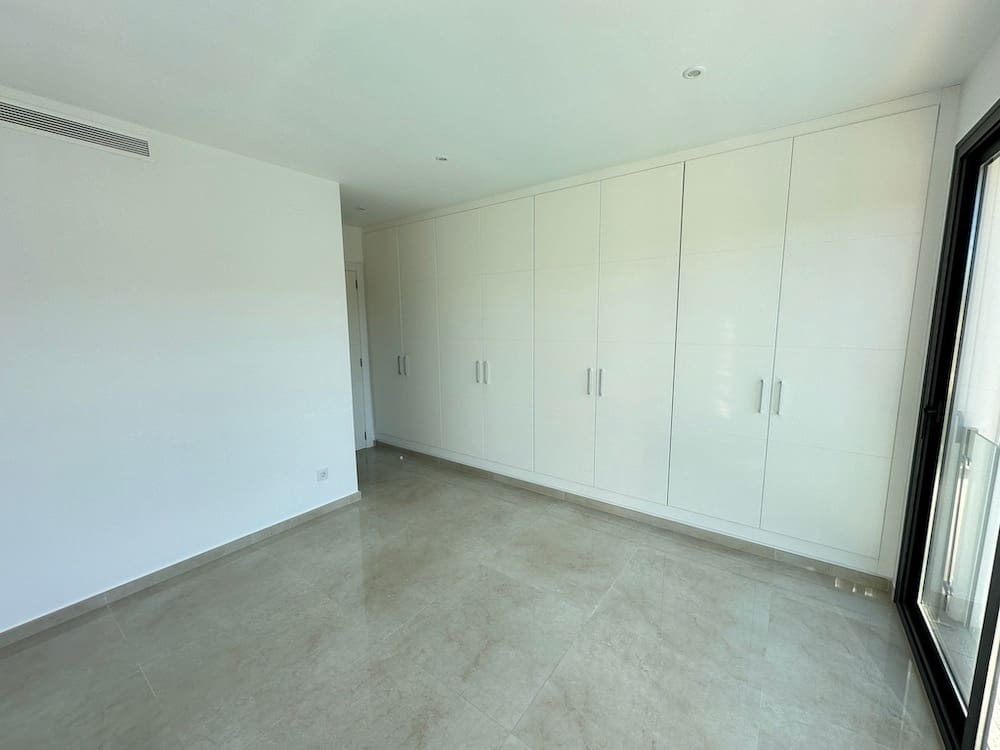 4 makuuhuone Huvila myytävänä paikassa Javea / Xabia mukana 
autotalli - 1 100 000 € (Ref: 9484571)