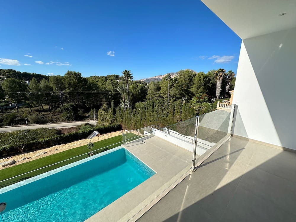 4 makuuhuone Huvila myytävänä paikassa Javea / Xabia mukana 
autotalli - 1 100 000 € (Ref: 9484571)