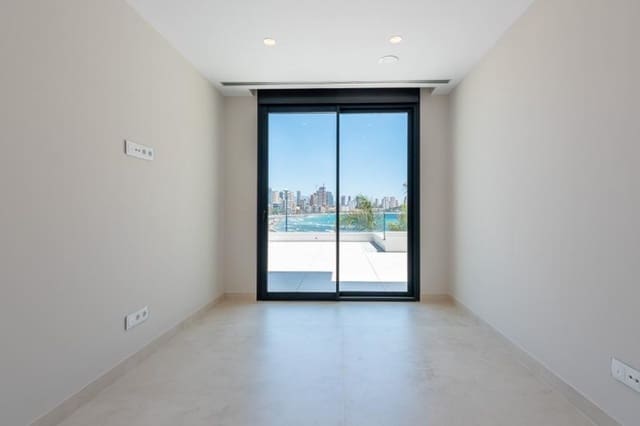 3 bedroom Semi-detached Villa for sale in Benidorm - € 1,650,000 (Ref: 9484589)