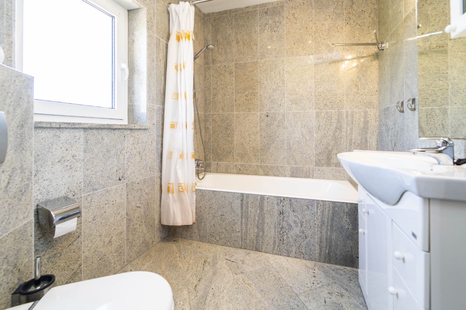 6 bedroom Villa for sale in Calpe / Calp with garage - € 2,400,000 (Ref: 9484602)