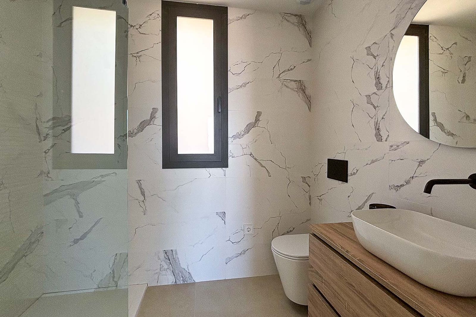 Chalet de 3 habitaciones en Polop en venta con garaje - 560.000 € (Ref: 9484605)