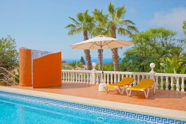 4 soveværelse Villa til salg i Cumbre del Sol, Benitachell / Benitatxell - € 750.000 (Ref: 9484625)