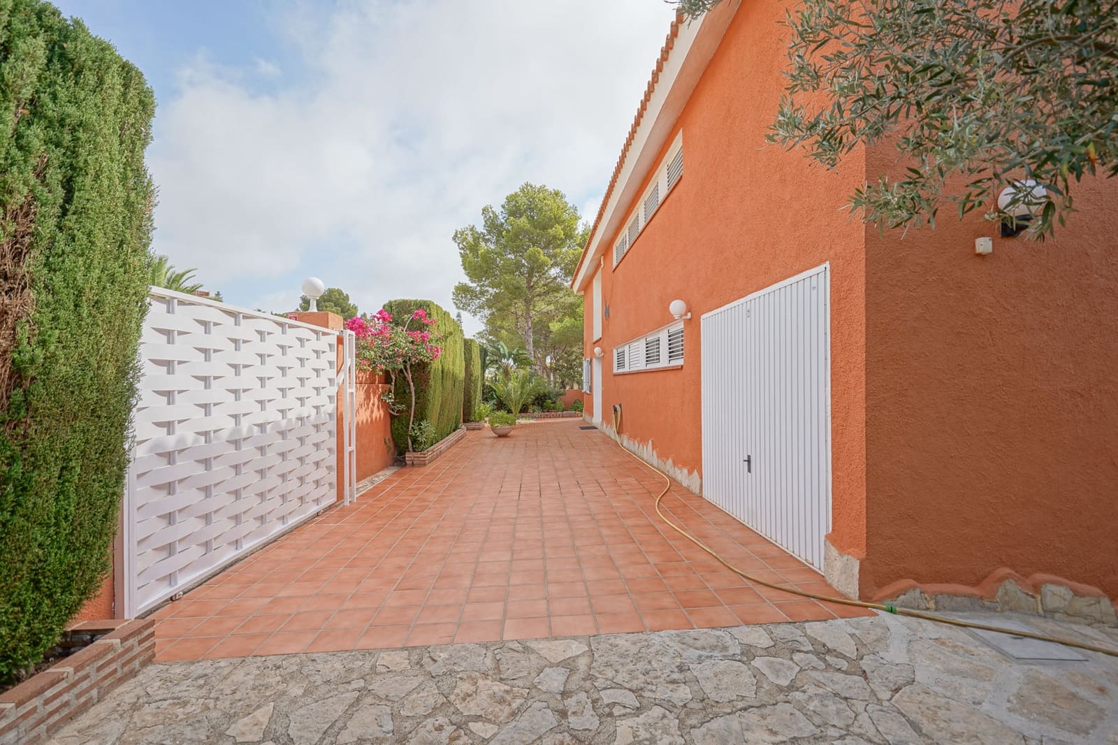 4 soveværelse Villa til salg i Cumbre del Sol - € 750.000 (Ref: 9484625)