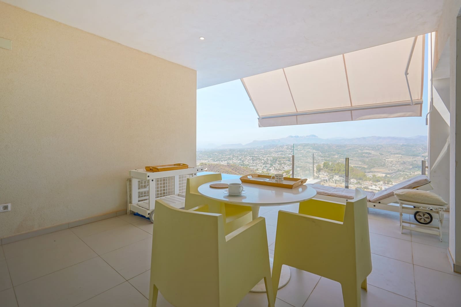 2 bedroom Villa for sale in Cumbre del Sol - € 875,000 (Ref: 9484626)