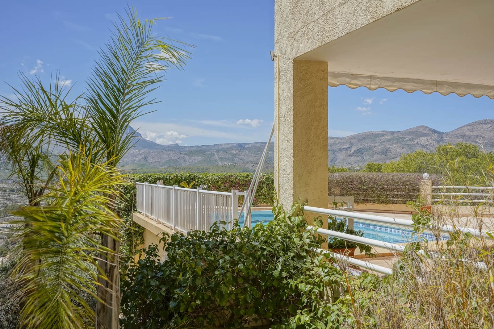 3 quarto Moradia para venda em Calpe / Calp com garagem - 995 000 € (Ref: 9484629)