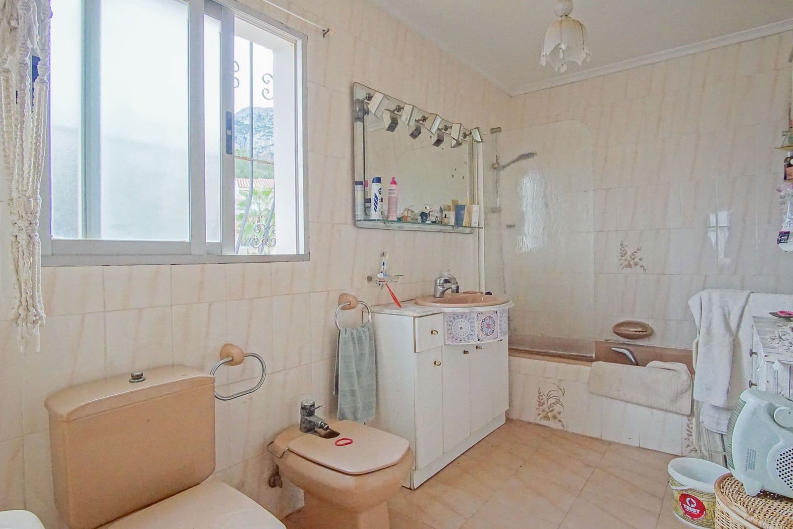 6 camera da letto Villa in vendita in Denia con garage - 649.000 € (Rif: 9484632)