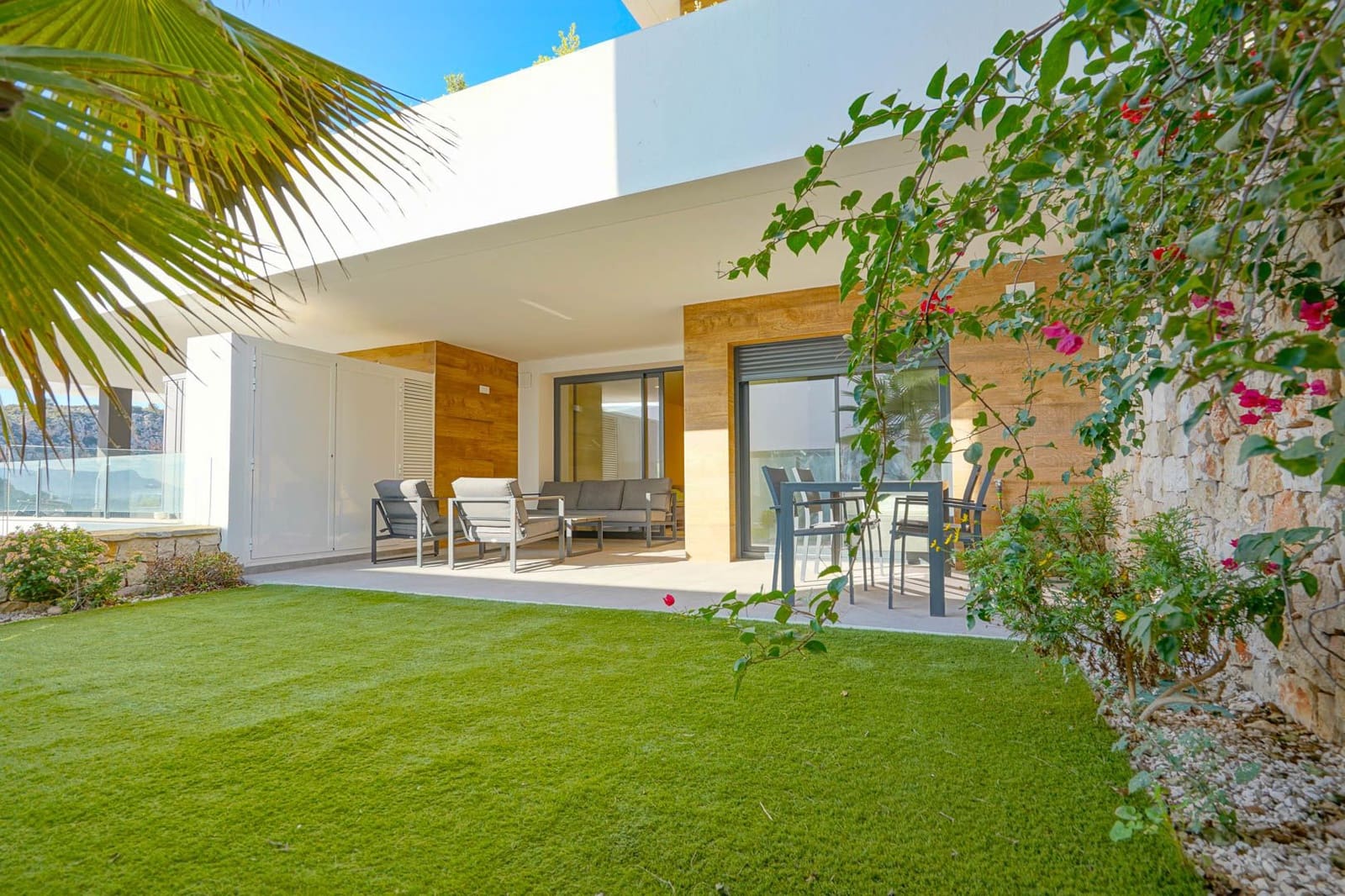 2 bedroom Apartment for sale in Benitachell / Benitatxell with garage - € 360,000 (Ref: 9484633)