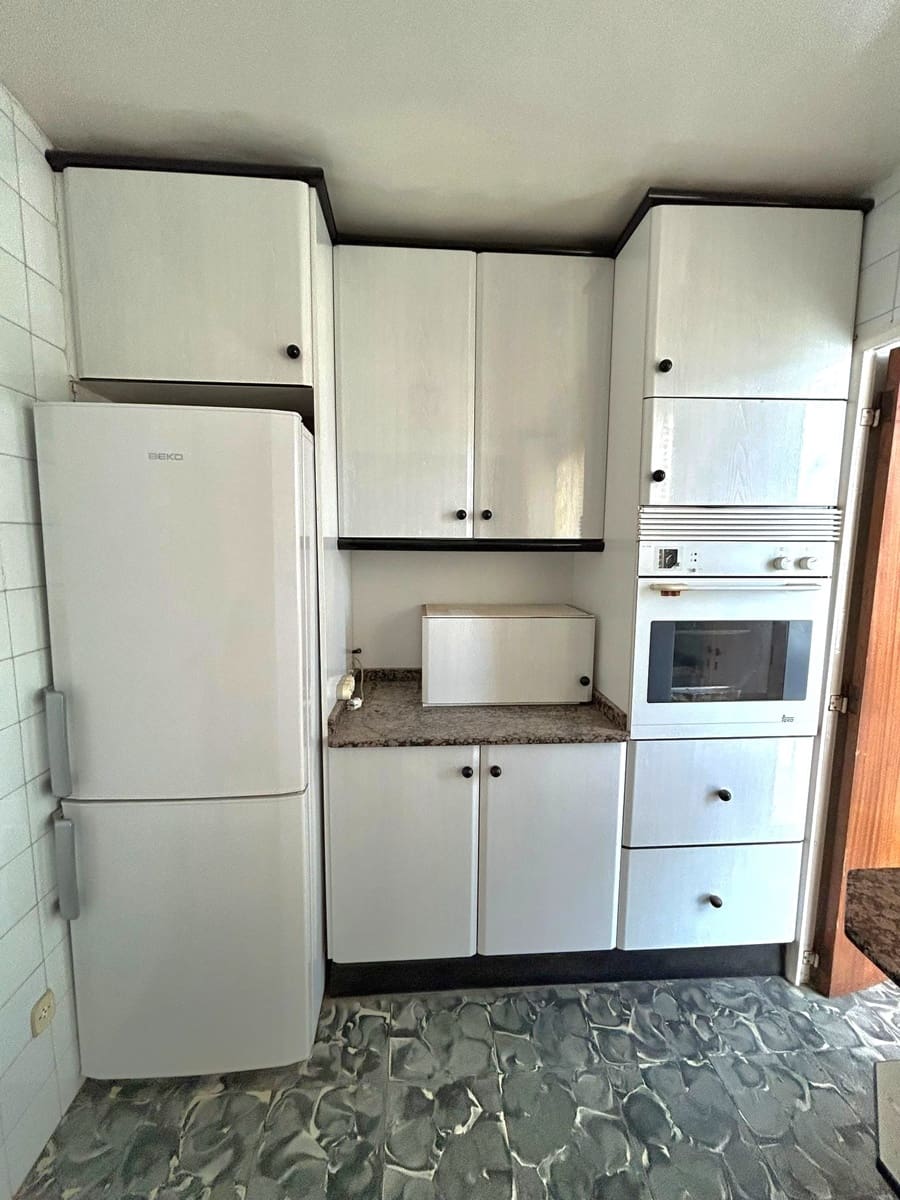 3 bedroom Apartment for sale in Pedreguer - € 142,000 (Ref: 9484634)