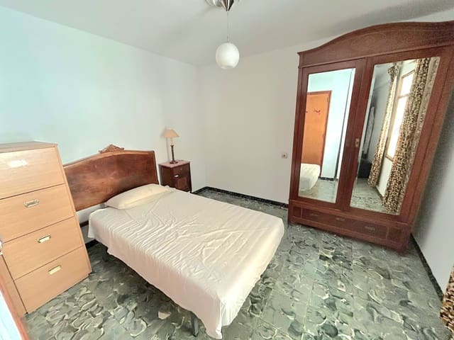 Apartamento de 3 habitaciones en Pedreguer en venta - 142.000 € (Ref: 9484634)