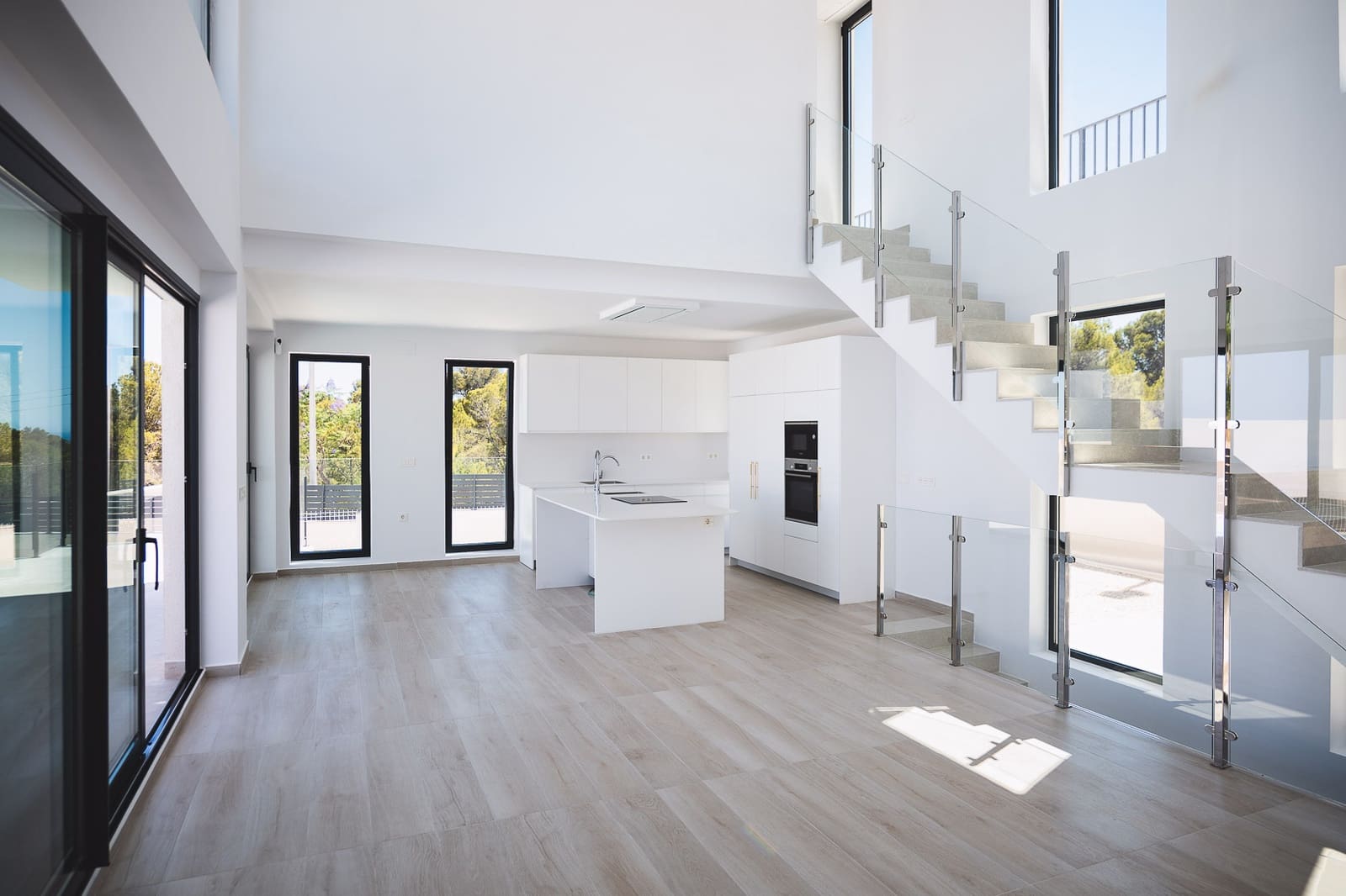 3 bedroom Villa for sale in Polop with garage - € 720,000 (Ref: 9484637)