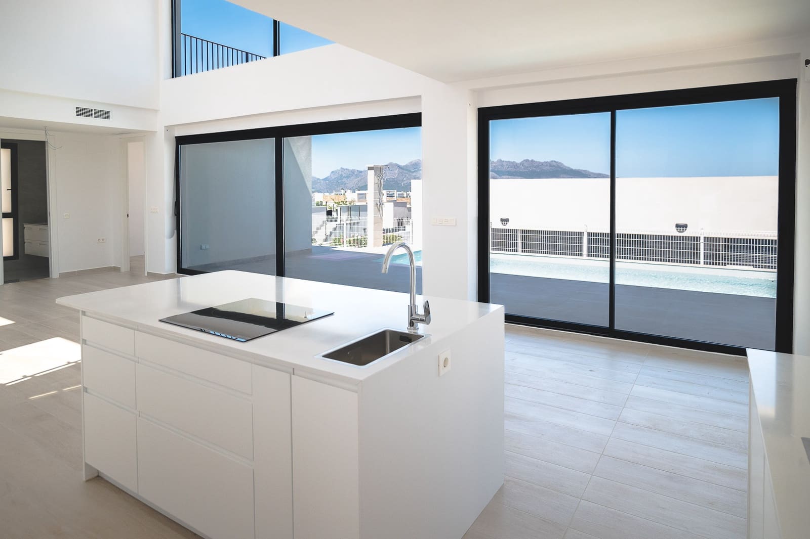 3 bedroom Villa for sale in Polop with garage - € 720,000 (Ref: 9484637)