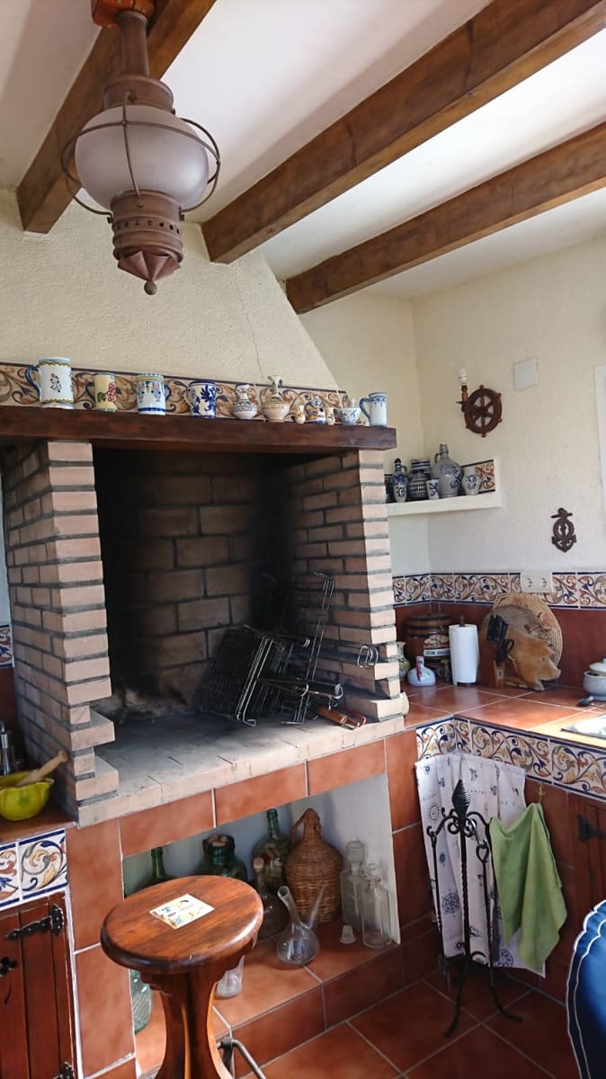 5 bedroom Villa for sale in Benitachell / Benitatxell with garage - € 585,000 (Ref: 9484639)