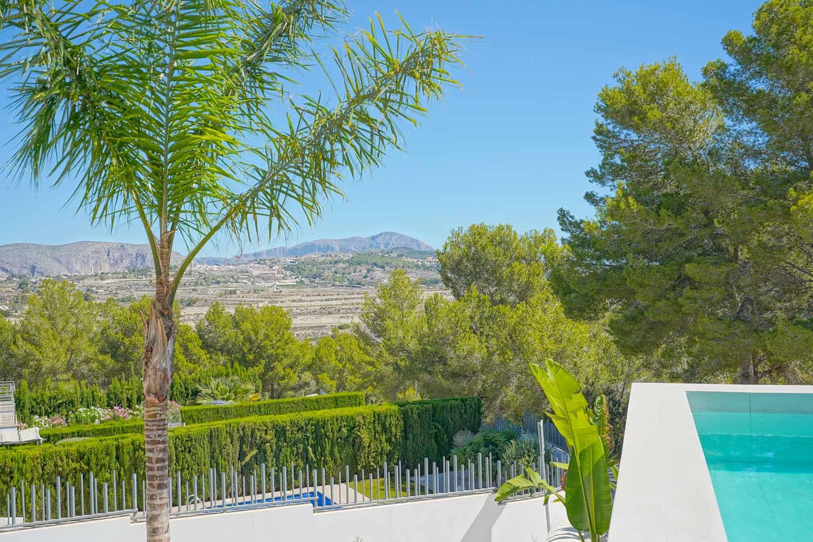 4 slaapkamer Villa te koop in Moraira met garage - € 1.585.000 (Ref: 9484640)