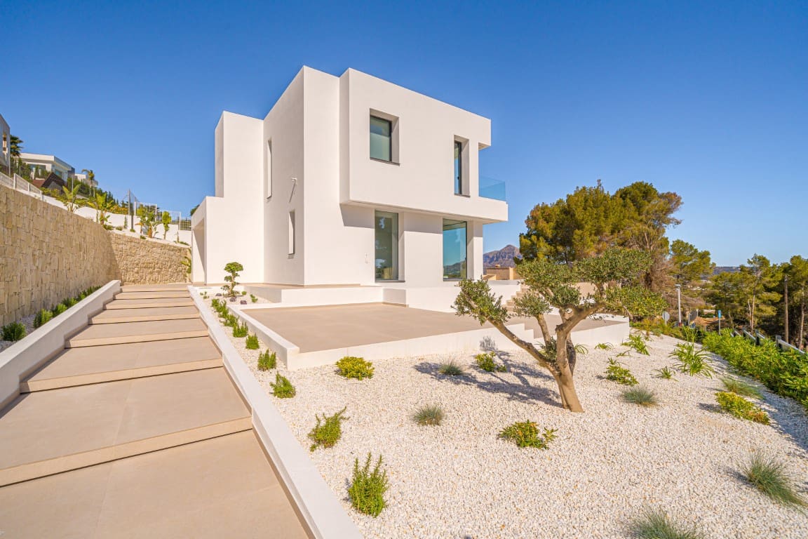 4 soverom Villa til salgs i Adsubia med garasje - € 1 950 000 (Ref: 9484641)