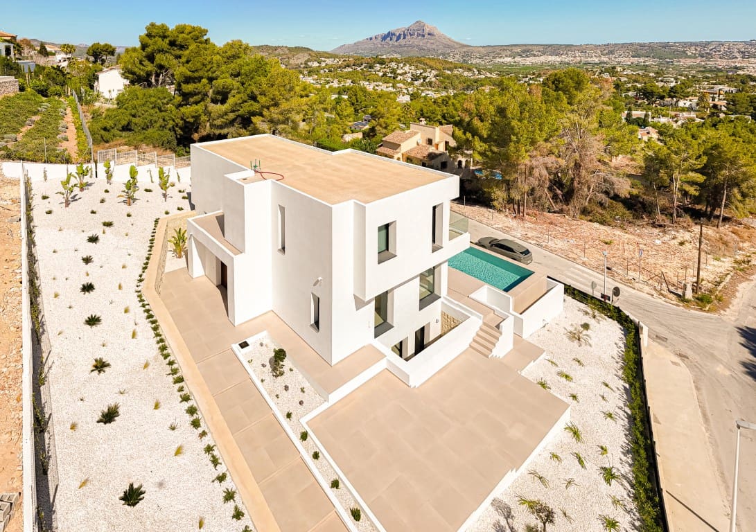 4 soverom Villa til salgs i Adsubia med garasje - € 1 950 000 (Ref: 9484641)