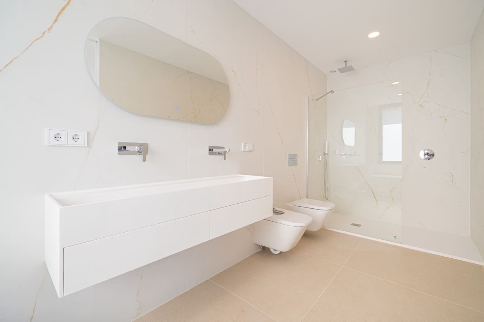 4 soverom Villa til salgs i Adsubia med garasje - € 1 950 000 (Ref: 9484641)