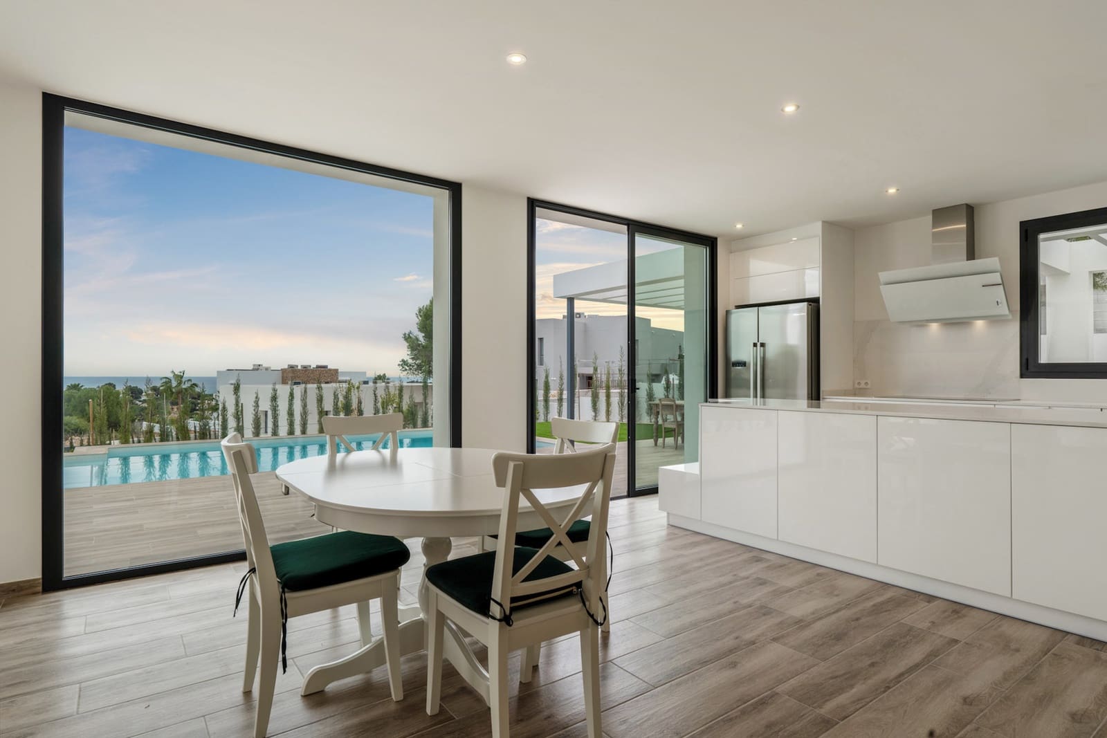 3 slaapkamer Villa te koop in Moraira met garage - € 1.499.990 (Ref: 9484643)