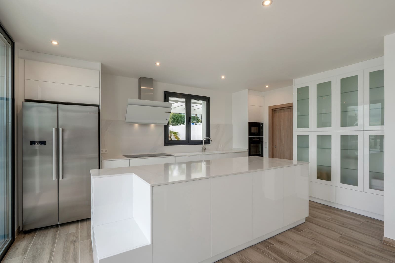 3 slaapkamer Villa te koop in Moraira met garage - € 1.499.990 (Ref: 9484643)