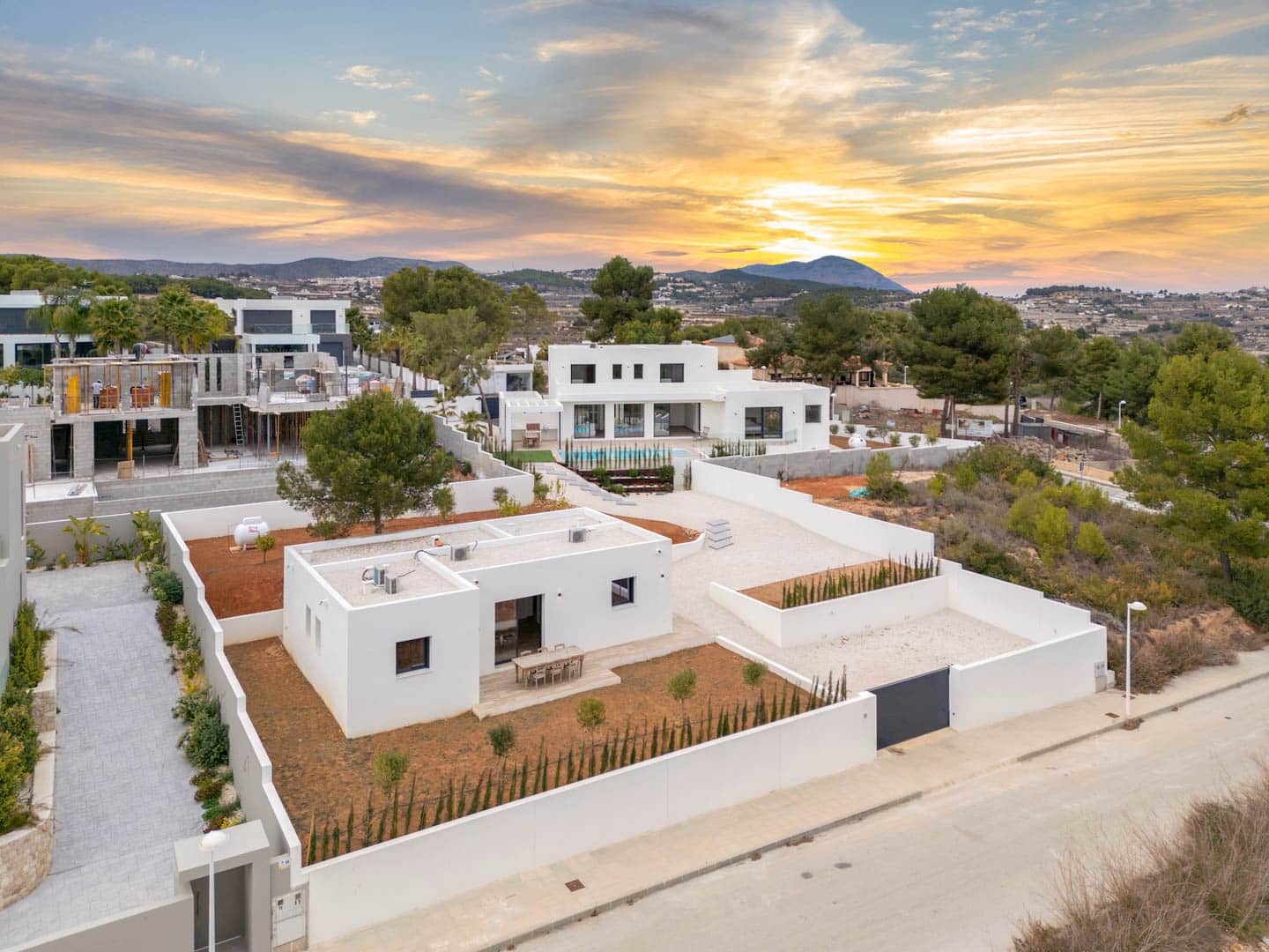 3 slaapkamer Villa te koop in Moraira met garage - € 1.499.990 (Ref: 9484643)