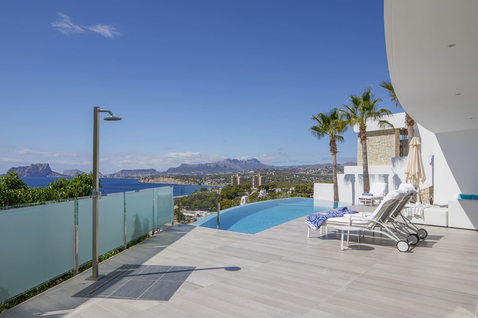 4 slaapkamer Villa te koop in Moraira met garage - € 3.750.000 (Ref: 9484646)