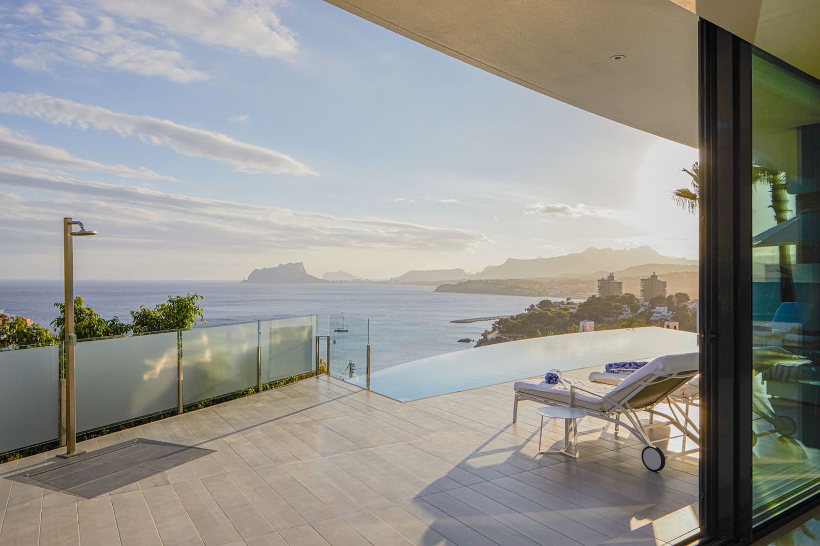 4 slaapkamer Villa te koop in Moraira met garage - € 3.750.000 (Ref: 9484646)