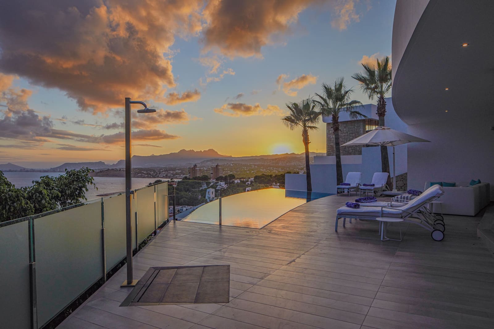 4 slaapkamer Villa te koop in Moraira met garage - € 3.750.000 (Ref: 9484646)