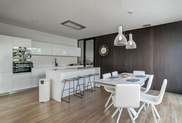 4 quarto Moradia para venda em Casco Urbano, Teulada-Moraira com garagem - 1 200 000 € (Ref: 9484647)