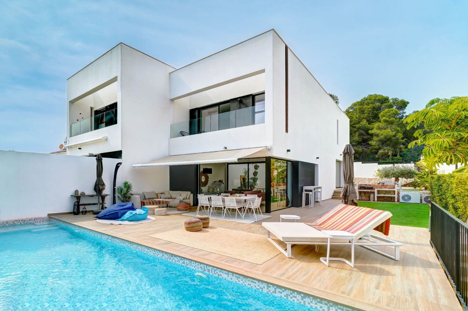 4 soverom Villa til salgs i Moraira med garasje - € 1 200 000 (Ref: 9484647)