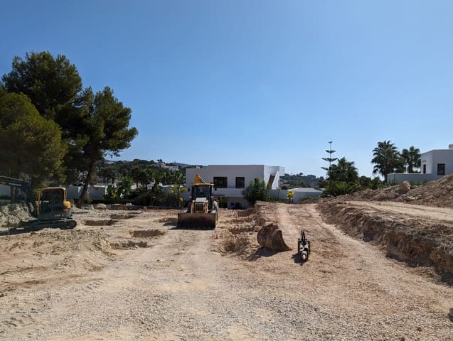 4 bedroom Villa for sale in Benimeit - Tabaira, Teulada-Moraira - € 1,785,000 (Ref: 9484660)