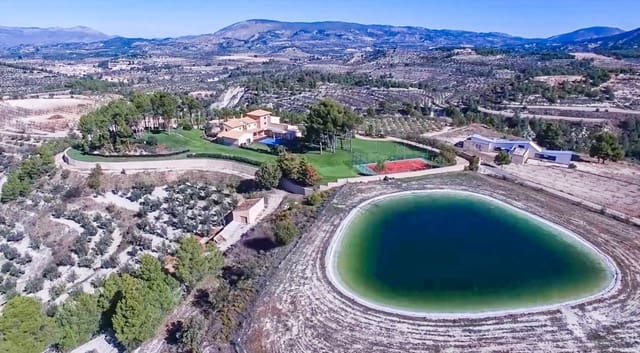 7 bedroom Villa for sale in Penàguila - € 2,500,000 (Ref: 9484661)