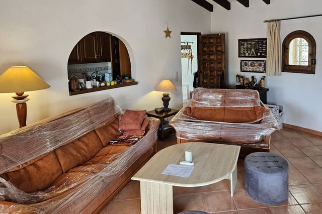 3 soveværelse Villa til salg i Benissa med garage - € 699.000 (Ref: 9484667)