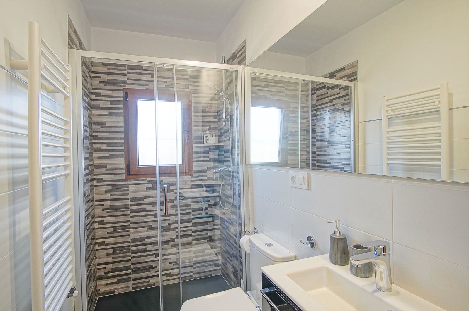 Chalet de 8 habitaciones en Javea / Xàbia en venta con garaje - 1.650.000 € (Ref: 9484682)