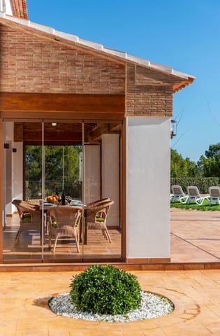 Chalet de 4 habitaciones en Oltamar - Cucarres, Calpe / Calp en venta - 1.095.000 € (Ref: 9484690)