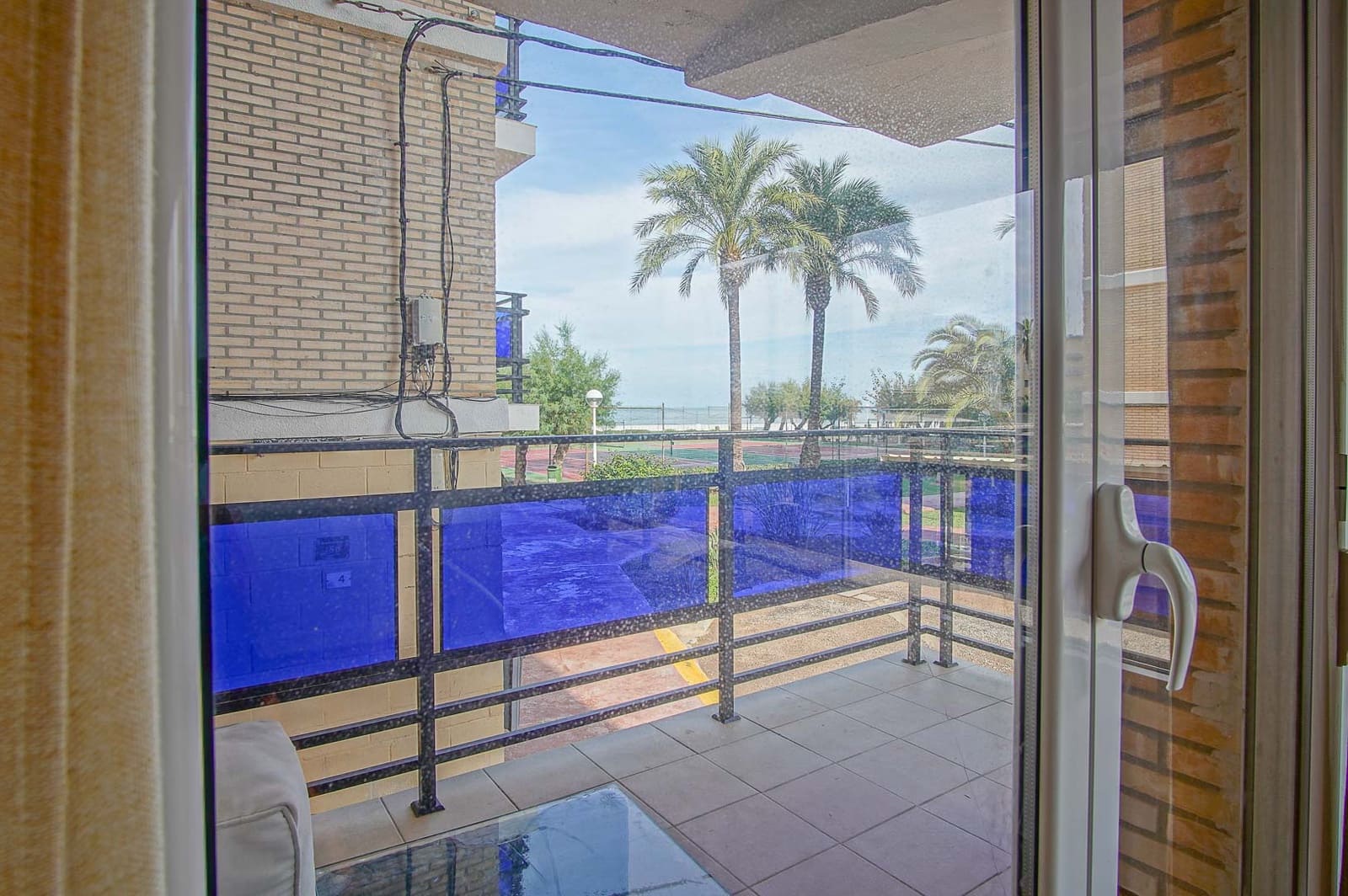3 bedroom Beach Apartment for sale in Denia with garage - € 255,000 (Ref: 9484696)