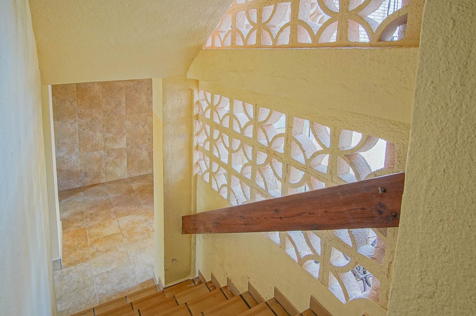 3 bedroom Beach Apartment for sale in Denia with garage - € 255,000 (Ref: 9484696)