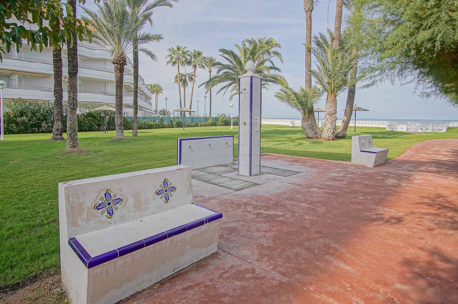 3 bedroom Beach Apartment for sale in Denia with garage - € 255,000 (Ref: 9484696)