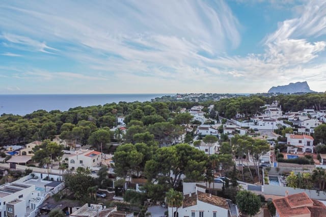 Moradia para venda em Pinar del Advocat - Cometa, Teulada-Moraira - 250 000 € (Ref: 9484708)