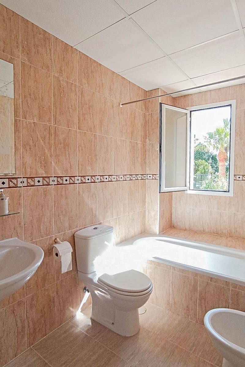 3 makuuhuone Huoneisto myytävänä paikassa Calpe / Calp mukana 
autotalli - 310 000 € (Ref: 9484712)