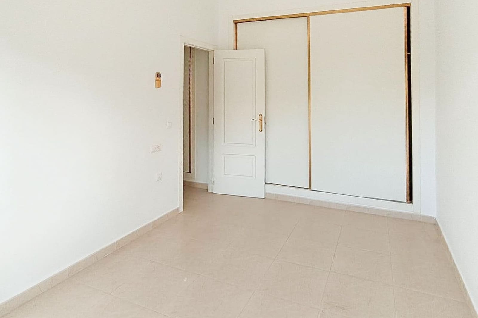 3 makuuhuone Huoneisto myytävänä paikassa Calpe / Calp mukana 
autotalli - 310 000 € (Ref: 9484712)