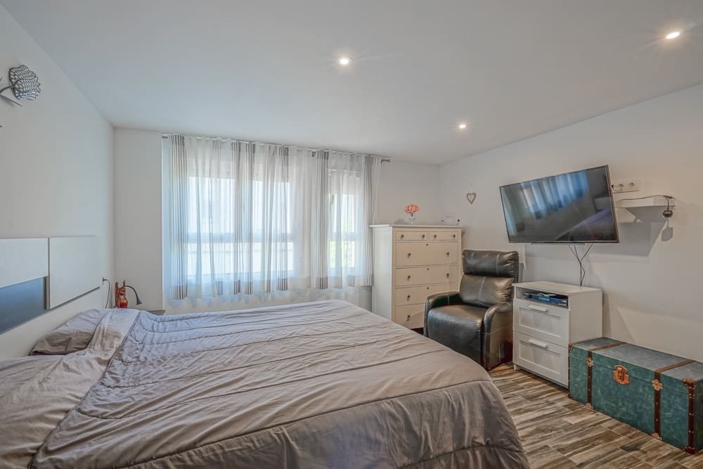 5 soverom Hus til salgs i Arenal - € 495 000 (Ref: 9484716)