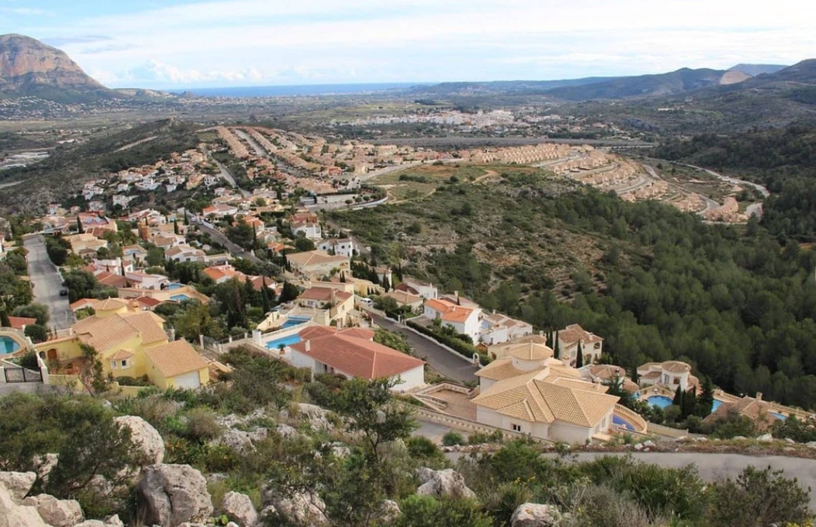 3 bedroom Villa for sale in Pedreguer with garage - € 725,000 (Ref: 9484722)