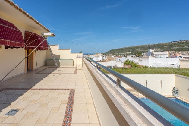 3 bedroom Villa for sale in Benitachell / Benitatxell - € 695,000 (Ref: 9484745)