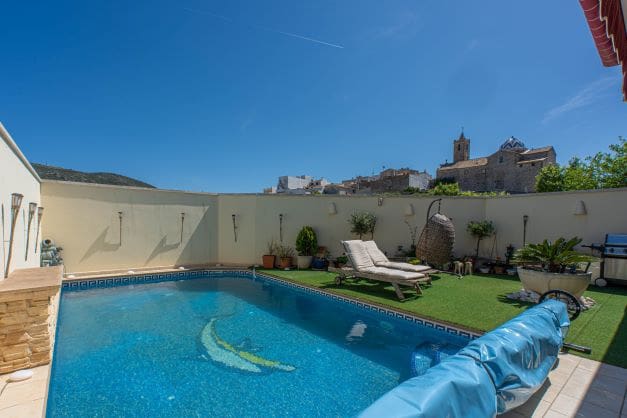 3 bedroom Villa for sale in Benitachell / Benitatxell - € 695,000 (Ref: 9484745)