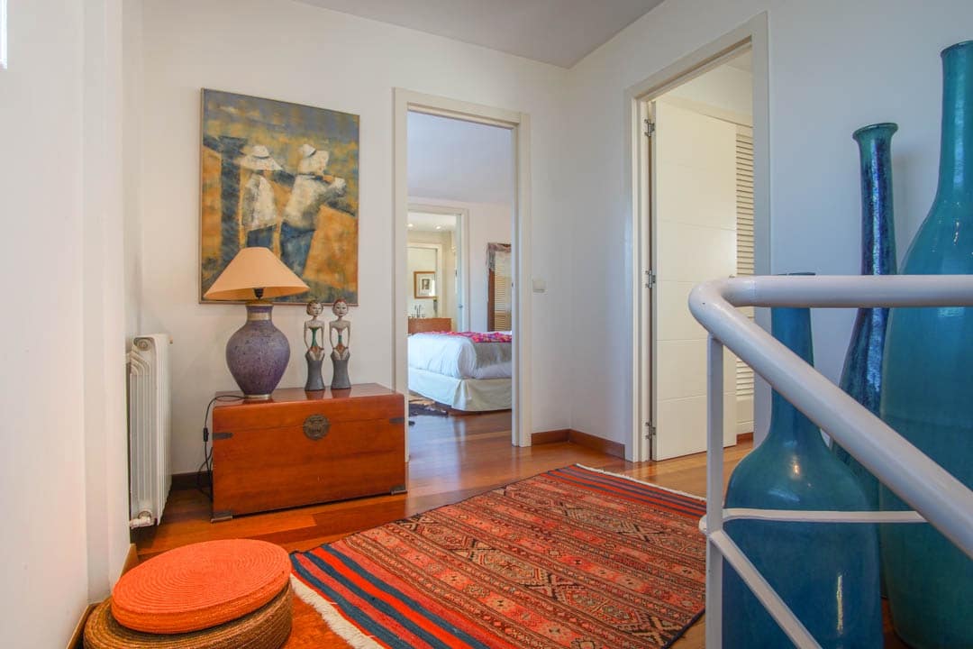 8 bedroom Villa for sale in Alfaz del Pi / L'Alfas del Pi with garage - € 3,750,000 (Ref: 9484757)